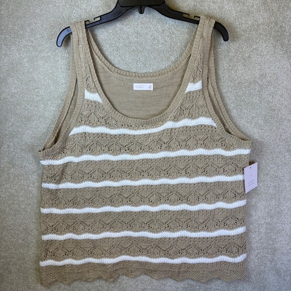LC Lauren Conrad Tops - LC Lauren Conrad Sweater Tank Top Women 2X Tan White Striped Crochet Scallop NEW